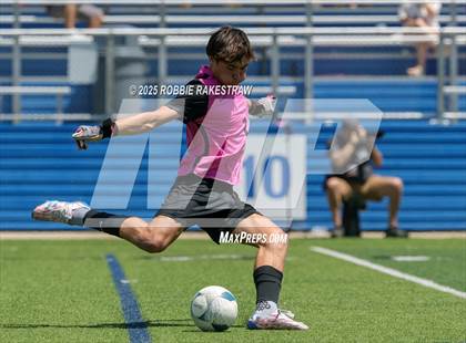 Thumbnail 3 in Liberty Hill vs. Highland Park (UL 5A Soccer Division II Final) photogallery.