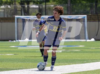 Thumbnail 3 in Liberty Hill vs. Highland Park (UL 5A Soccer Division II Final) photogallery.