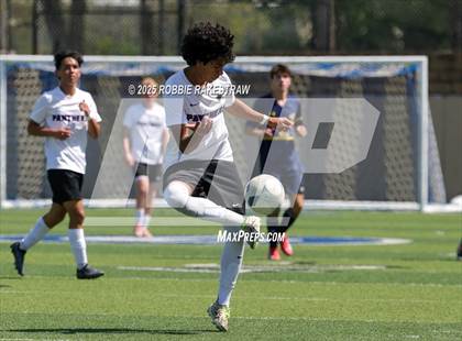Thumbnail 3 in Liberty Hill vs. Highland Park (UL 5A Soccer Division II Final) photogallery.