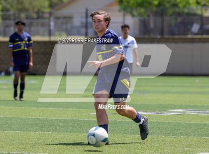 Thumbnail 1 in Liberty Hill vs. Highland Park (UL 5A Soccer Division II Final) photogallery.