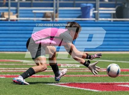 Thumbnail 2 in Liberty Hill vs. Highland Park (UL 5A Soccer Division II Final) photogallery.
