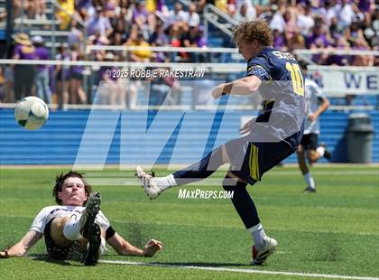 Thumbnail 3 in Liberty Hill vs. Highland Park (UL 5A Soccer Division II Final) photogallery.
