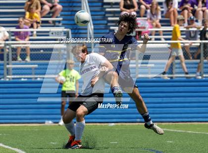 Thumbnail 3 in Liberty Hill vs. Highland Park (UL 5A Soccer Division II Final) photogallery.