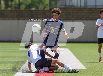 Thumbnail 3 in Liberty Hill vs. Highland Park (UL 5A Soccer Division II Final) photogallery.
