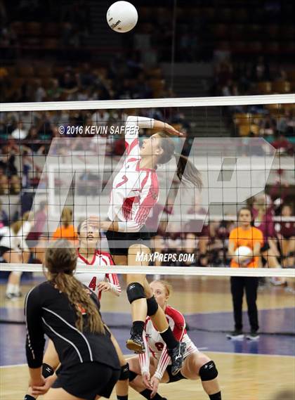 Thumbnail 3 in McClave vs. Kiowa (CHSAA 1A Pool Play) photogallery.
