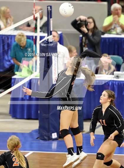 Thumbnail 3 in McClave vs. Kiowa (CHSAA 1A Pool Play) photogallery.