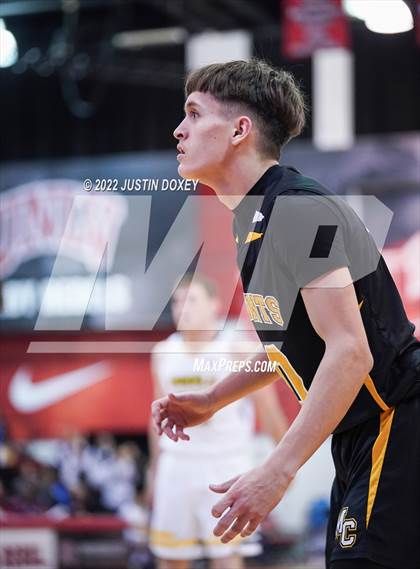 Thumbnail 1 in Eureka vs. Mineral County (NIAA Class 1A State Boys Quarterfinal) photogallery.