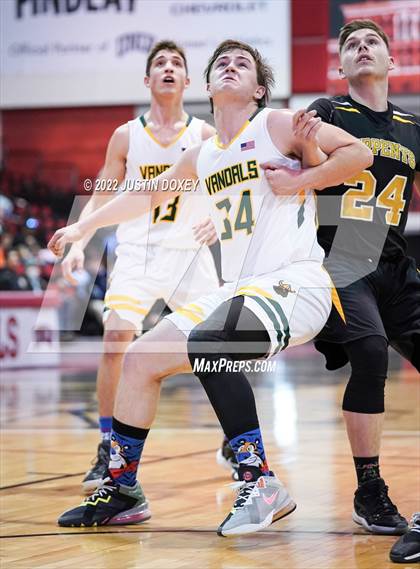 Thumbnail 3 in Eureka vs. Mineral County (NIAA Class 1A State Boys Quarterfinal) photogallery.