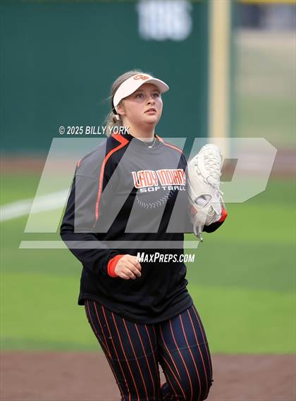 Thumbnail 1 in Grand Saline vs Winnsboro photogallery.