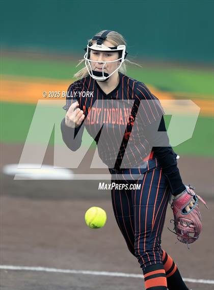 Thumbnail 3 in Grand Saline vs Winnsboro photogallery.