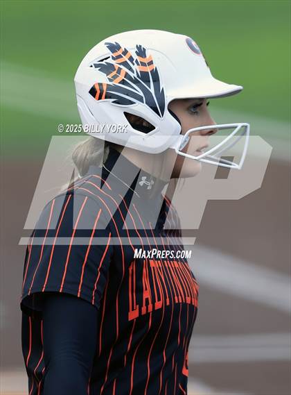 Thumbnail 1 in Grand Saline vs Winnsboro photogallery.