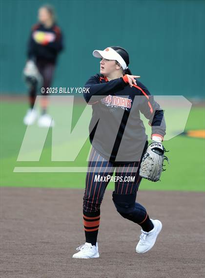 Thumbnail 3 in Grand Saline vs Winnsboro photogallery.