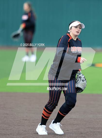 Thumbnail 1 in Grand Saline vs Winnsboro photogallery.
