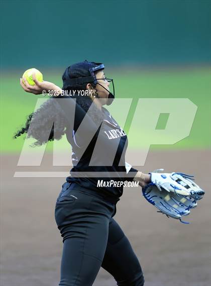 Thumbnail 1 in Grand Saline vs Winnsboro photogallery.