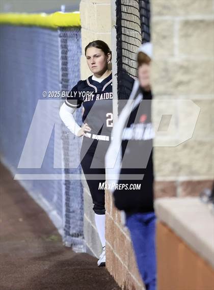 Thumbnail 1 in Grand Saline vs Winnsboro photogallery.