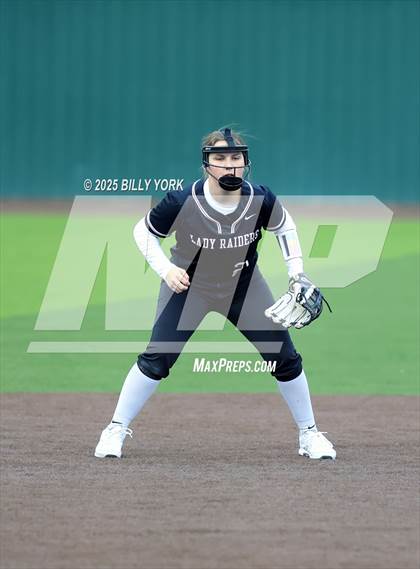Thumbnail 1 in Grand Saline vs Winnsboro photogallery.