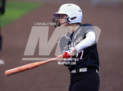 Thumbnail 1 in Grand Saline vs Winnsboro photogallery.