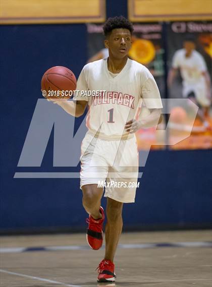 Thumbnail 3 in Tesoro @ Great Oak (CIF SS Division 2 First Round Playoff) photogallery.