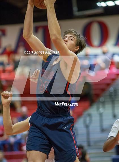 Thumbnail 3 in Tesoro @ Great Oak (CIF SS Division 2 First Round Playoff) photogallery.