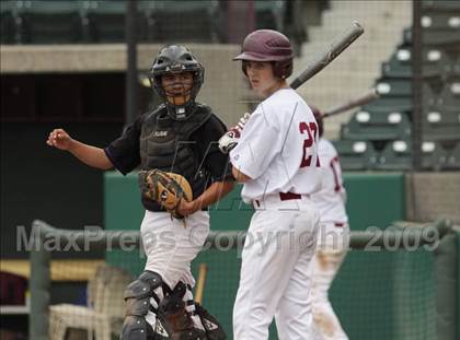 Thumbnail 1 in Maywood Academy vs. Sherman Oaks CES (CIF LA City Section D3 Final) photogallery.