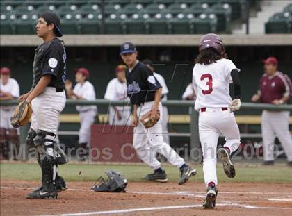 Thumbnail 3 in Maywood Academy vs. Sherman Oaks CES (CIF LA City Section D3 Final) photogallery.