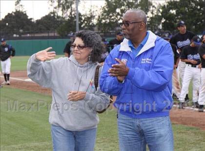 Thumbnail 3 in Maywood Academy vs. Sherman Oaks CES (CIF LA City Section D3 Final) photogallery.