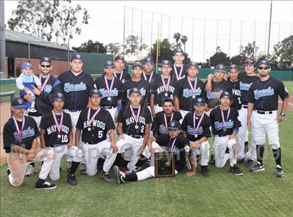 Thumbnail 3 in Maywood Academy vs. Sherman Oaks CES (CIF LA City Section D3 Final) photogallery.
