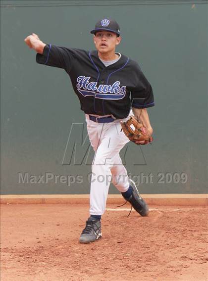 Thumbnail 3 in Maywood Academy vs. Sherman Oaks CES (CIF LA City Section D3 Final) photogallery.