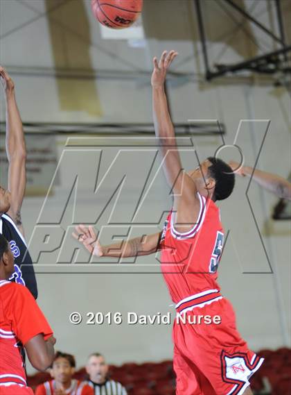 Thumbnail 2 in Antelope Valley vs. Eastside photogallery.