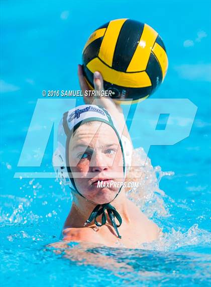 Thumbnail 1 in De La Salle vs. Menlo School (Saint Francis Invitational) photogallery.