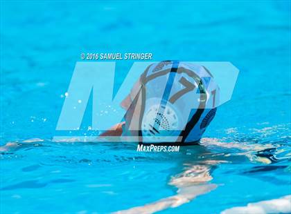 Thumbnail 2 in De La Salle vs. Menlo School (Saint Francis Invitational) photogallery.