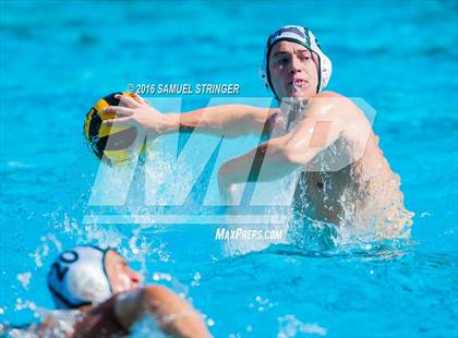 Thumbnail 3 in De La Salle vs. Menlo School (Saint Francis Invitational) photogallery.
