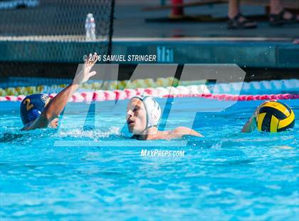 Thumbnail 1 in De La Salle vs. Menlo School (Saint Francis Invitational) photogallery.