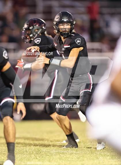 Thumbnail 3 in De Leon @ Millsap photogallery.