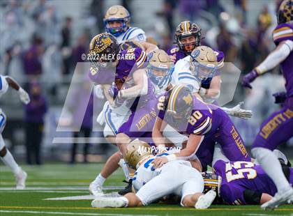 Thumbnail 3 in Alamo Heights vs. Liberty Hill (UIL 5A D2 Region 4 Semifinal) photogallery.