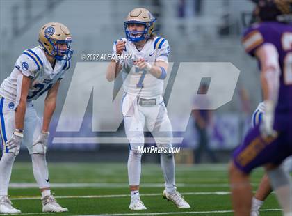 Thumbnail 3 in Alamo Heights vs. Liberty Hill (UIL 5A D2 Region 4 Semifinal) photogallery.