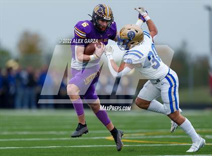 Thumbnail 2 in Alamo Heights vs. Liberty Hill (UIL 5A D2 Region 4 Semifinal) photogallery.