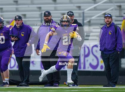 Thumbnail 3 in Alamo Heights vs. Liberty Hill (UIL 5A D2 Region 4 Semifinal) photogallery.