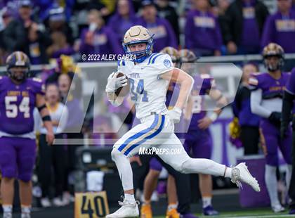 Thumbnail 2 in Alamo Heights vs. Liberty Hill (UIL 5A D2 Region 4 Semifinal) photogallery.
