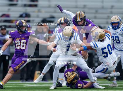 Thumbnail 1 in Alamo Heights vs. Liberty Hill (UIL 5A D2 Region 4 Semifinal) photogallery.