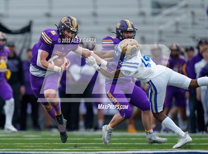 Thumbnail 3 in Alamo Heights vs. Liberty Hill (UIL 5A D2 Region 4 Semifinal) photogallery.