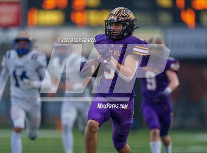Thumbnail 2 in Alamo Heights vs. Liberty Hill (UIL 5A D2 Region 4 Semifinal) photogallery.