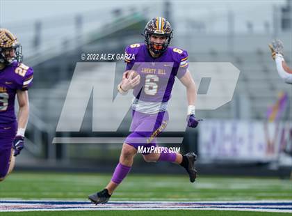 Thumbnail 2 in Alamo Heights vs. Liberty Hill (UIL 5A D2 Region 4 Semifinal) photogallery.