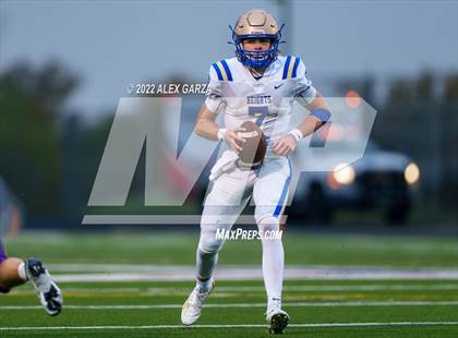 Thumbnail 1 in Alamo Heights vs. Liberty Hill (UIL 5A D2 Region 4 Semifinal) photogallery.