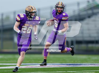 Thumbnail 3 in Alamo Heights vs. Liberty Hill (UIL 5A D2 Region 4 Semifinal) photogallery.