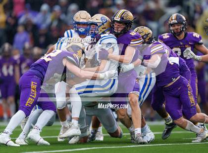 Thumbnail 3 in Alamo Heights vs. Liberty Hill (UIL 5A D2 Region 4 Semifinal) photogallery.