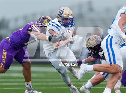 Thumbnail 3 in Alamo Heights vs. Liberty Hill (UIL 5A D2 Region 4 Semifinal) photogallery.