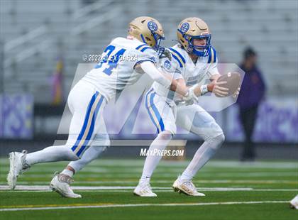 Thumbnail 1 in Alamo Heights vs. Liberty Hill (UIL 5A D2 Region 4 Semifinal) photogallery.