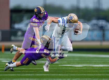 Thumbnail 1 in Alamo Heights vs. Liberty Hill (UIL 5A D2 Region 4 Semifinal) photogallery.