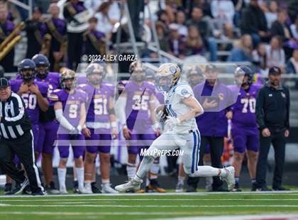 Thumbnail 2 in Alamo Heights vs. Liberty Hill (UIL 5A D2 Region 4 Semifinal) photogallery.